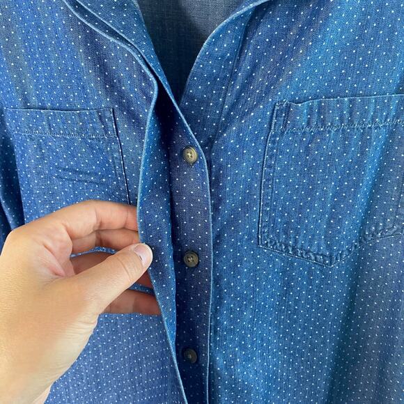 LC Lauren Conrad blue polka dot chambray button down shirt size medium - Picture 4 of 7